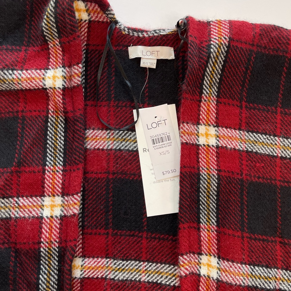 LOFT Poncho Wrap Red and Black Plaid NWT Women’s Size XS/S - Picture 4 of 8